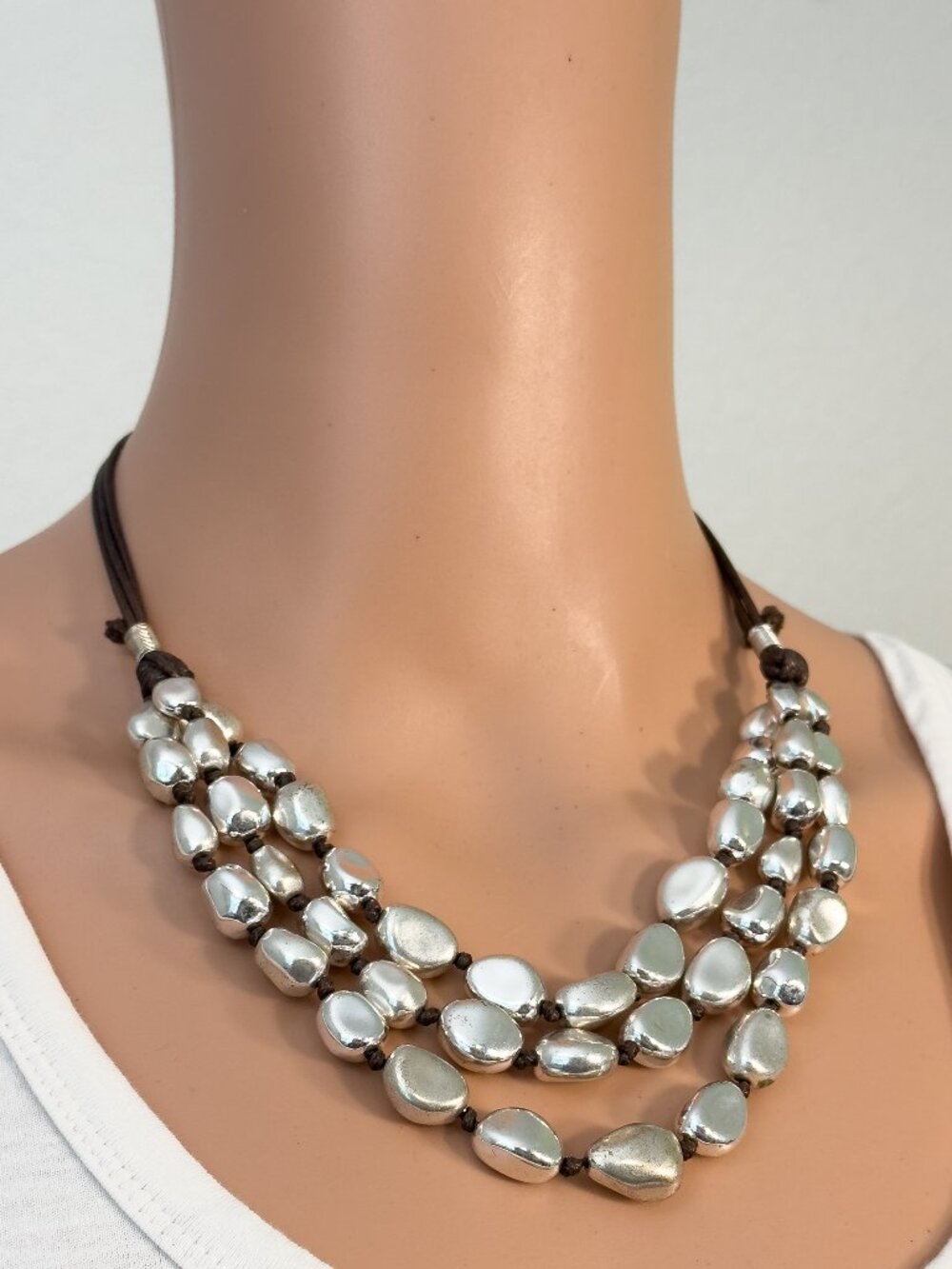 Designer Robert Lee Morris RLM Soho Silver Tone 3 Strand Beaded Necklace - Picture 6 of 14
